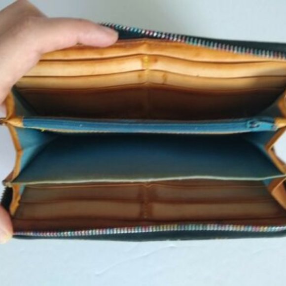 Dooney and Bourke Signature Large Wallet Fashion - Picture 8 of 10